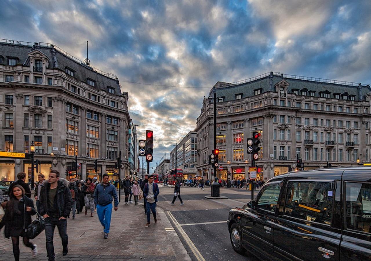 Wells Street Central Apartments Londen Buitenkant foto